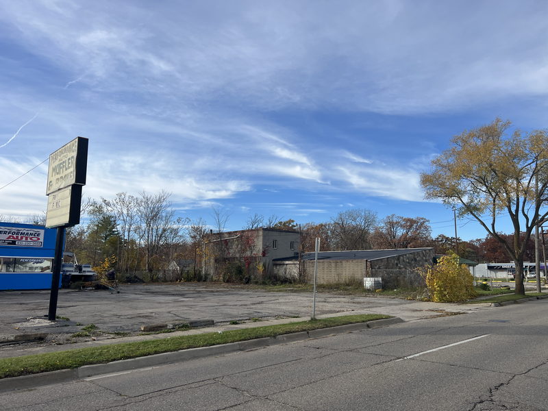 Farm Motel - Oct 29 2023
